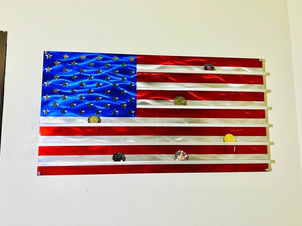 Metal American Flag Challenge Coin Holder